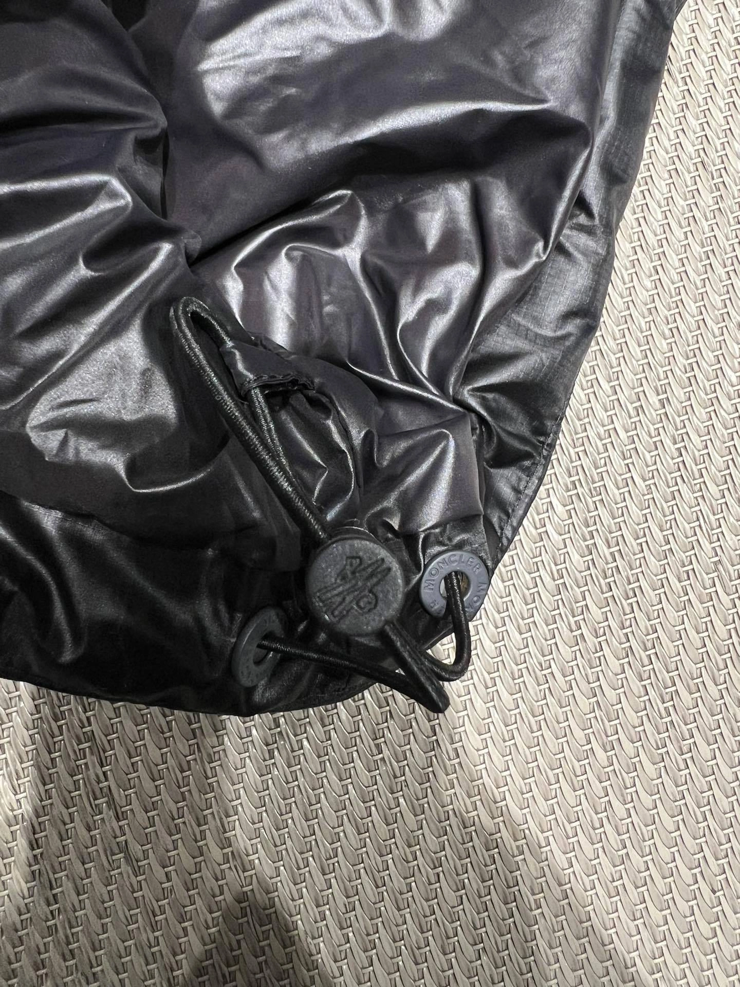 wg.luxury-- 7o9385r Down jacket white goose down item:E-F140J2126H